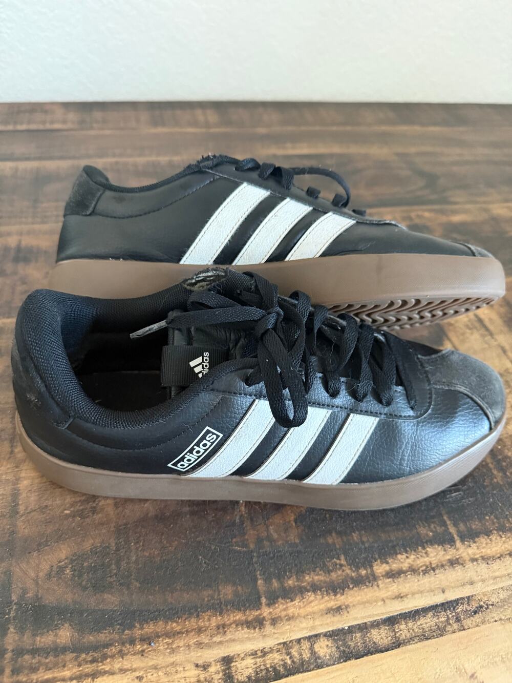 Adidas Women’s Sneakers Size 8.5 Black White Stripes Gum Sole Casual Shoes